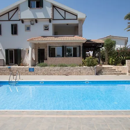 Villa Joy